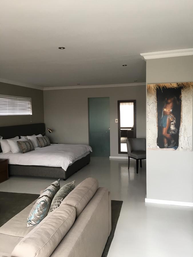 Luxury Suite,644564727:JPEG