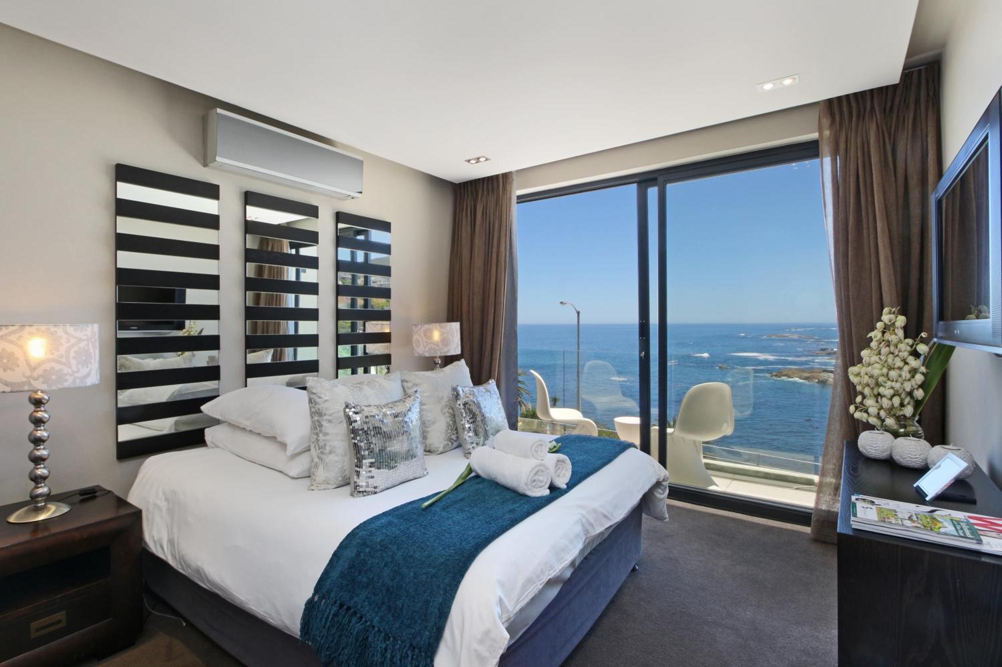 Standard Queen Room -1