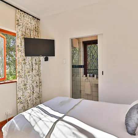 Knightsbury Guest House-2