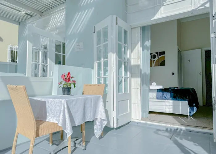 Amoris In Sea Point